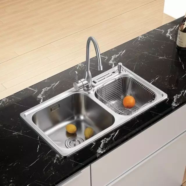 拒绝炤台式厨房，怎样打造最适合中国人的现代厨房