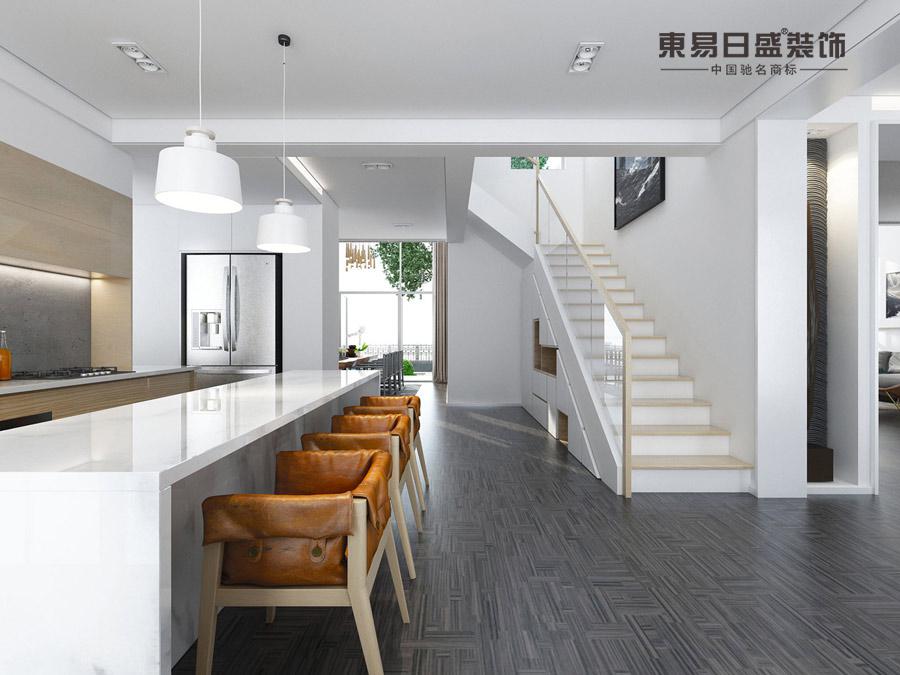 选择复式，楼梯怎么装修才好看？