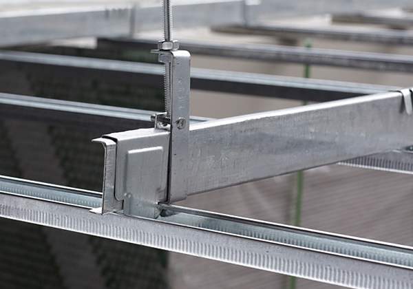 你家的轻钢龙骨吊顶是这么装的吗？