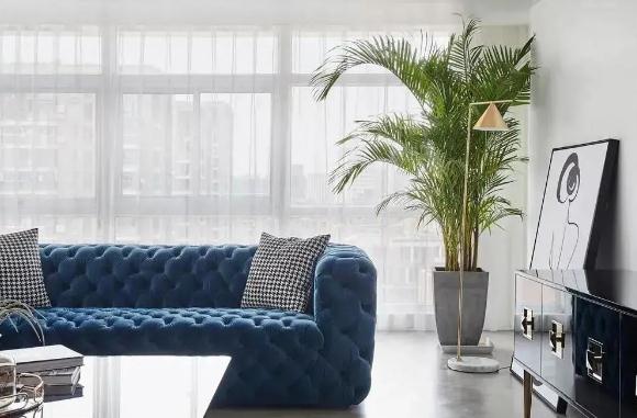 沙发到底要不要靠墙？看完恍然大悟！