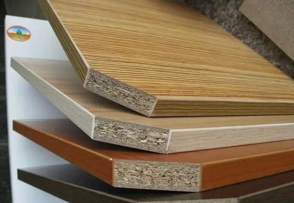 定制衣柜怎么选？小白一定要看完，建议收藏！