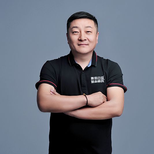 包头装修工长尹智